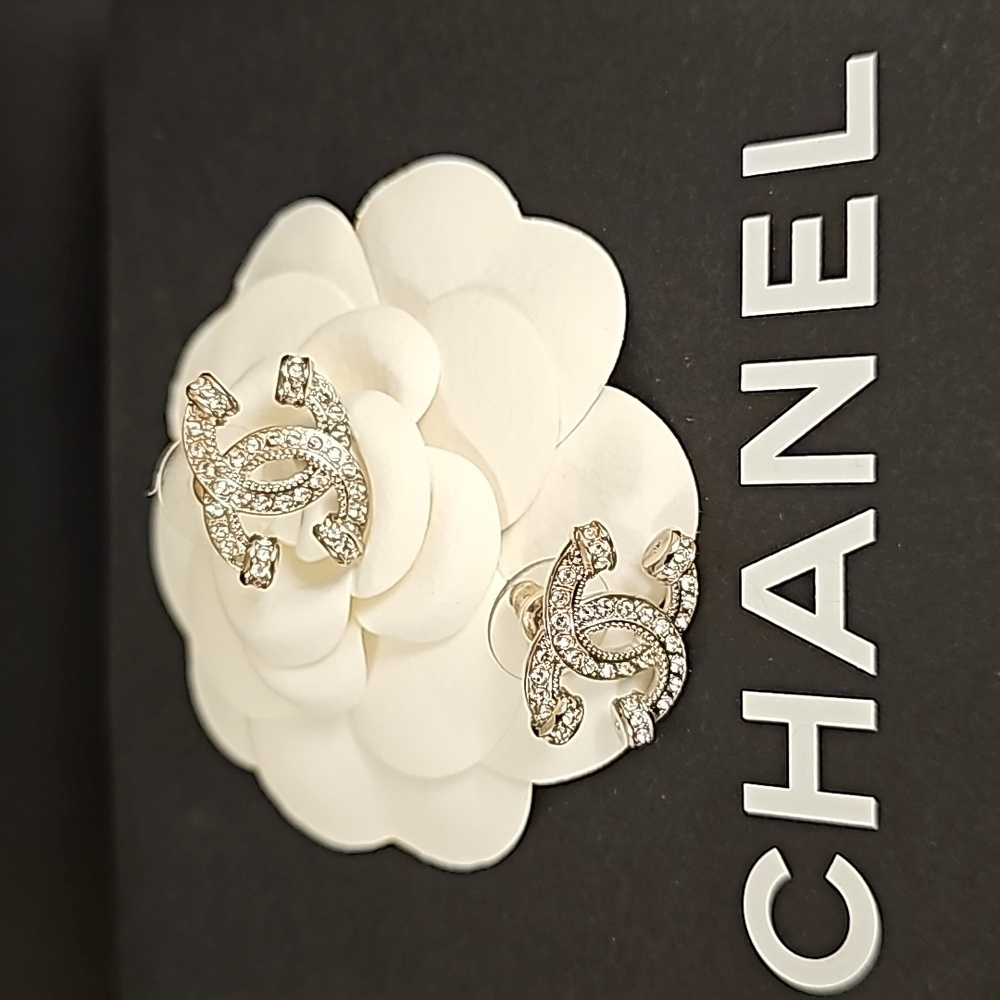 CHANEL 23P Silver & Crystal  CC Logo Studs Earrings Brand New w/tag